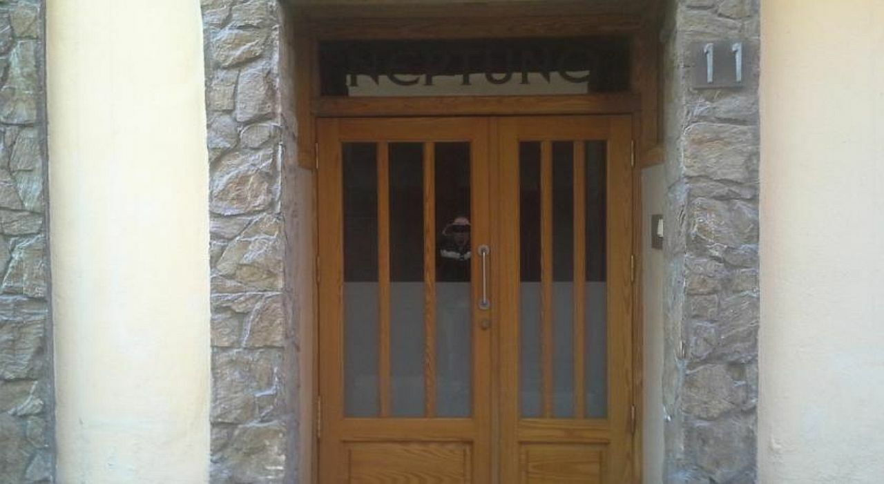 Neptuno Hostal Lloret de Mar Exterior foto